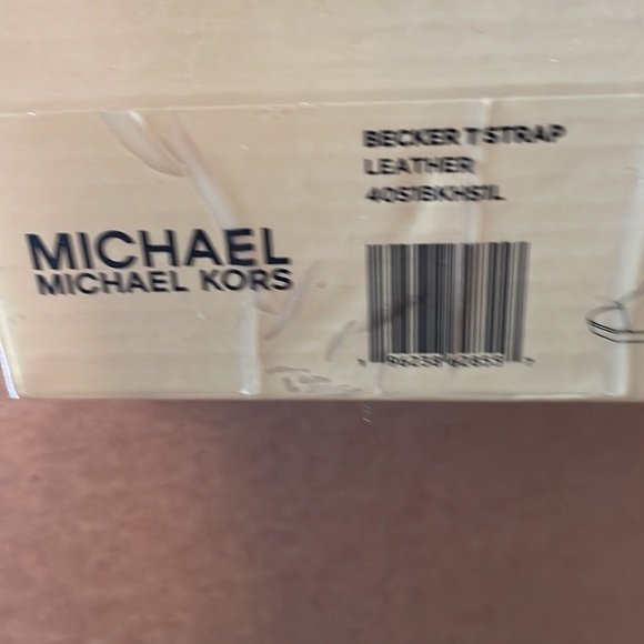 Michael Kors Apricot T Strap Leather Sandals 4” platform - brand new S7 - Picture 4 of 4